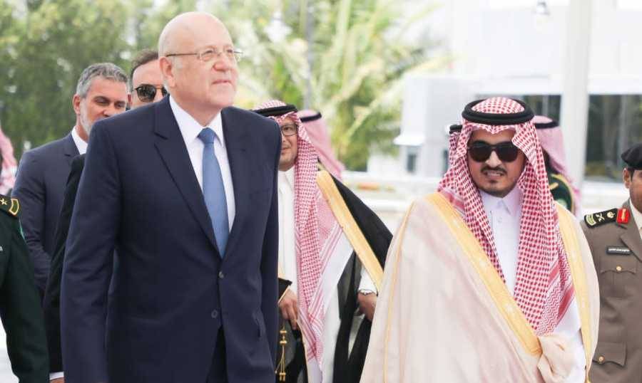 ميقاتي في جدّة للمشاركة بالقمة العربية
