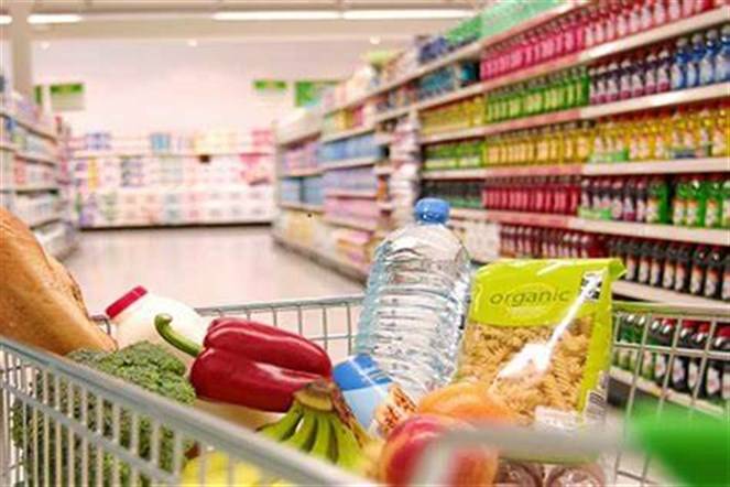 بالأرقام.. تأثير ارتفاع الدولار الجمركي على أسعار السلع