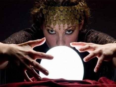 تبرئة 12 شخص أُدينوا بممارسة السحر بعد 400 عام على إعدامهم!