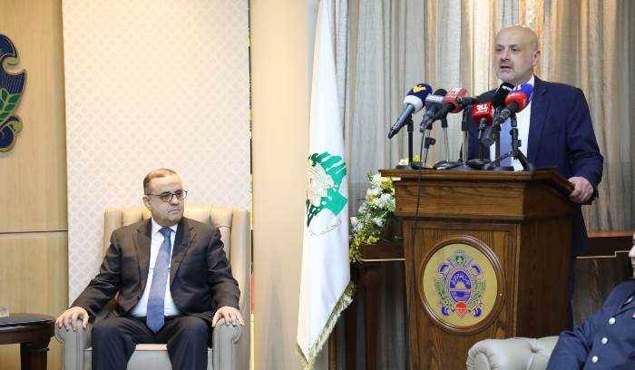 مولوي: موضوع النزوح هو الاهم