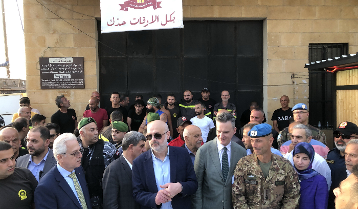 وزير الداخلية : نريد رئيسا قويا يغير ولا يتغير