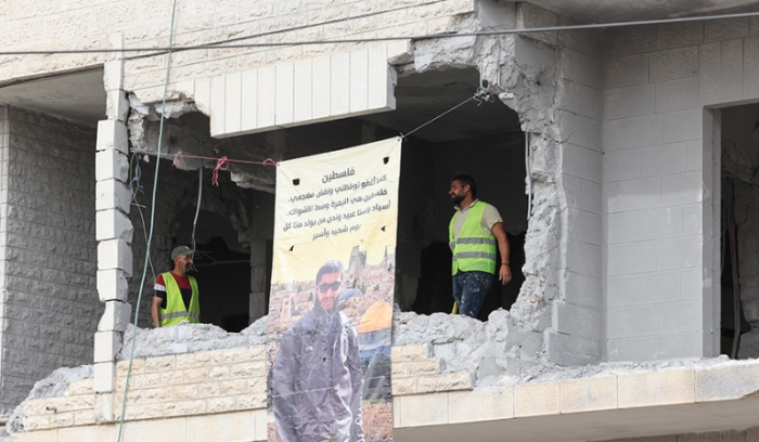 قوات الاحتلال تفجر منزل فلسطيني تتهمه بتنفيذ تفجيرين في القدس المحتلة