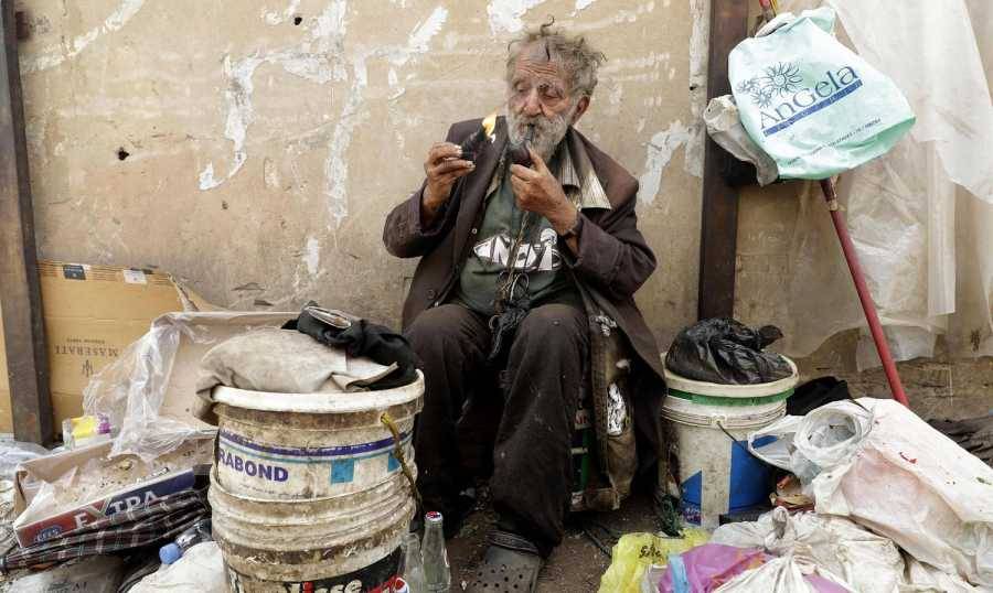 9 ملايين حد أدنى لا تسد قيمة فواتير الشهر...دولرة الرواتب وإلا!