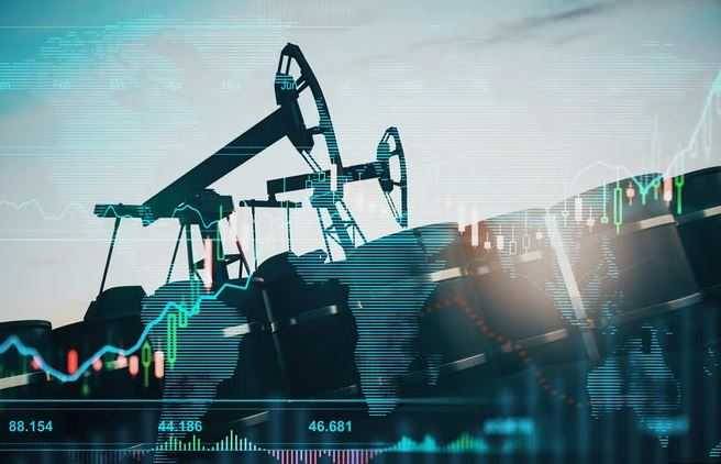 النفط يرتفع مع إقرار الكونغرس لمشروع قانون سقف الدين