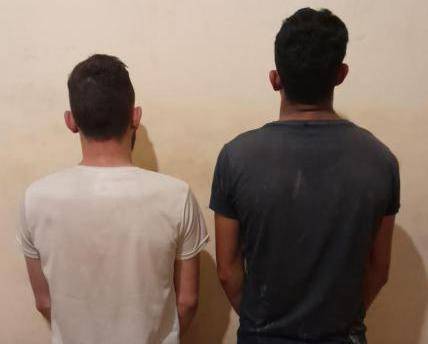 توقيف 2 من أفراد عصابة تنشط بسرقة السيارات