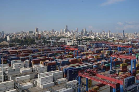 مرفأ بيروت يعود للعب أدوار رائدة ومتميّزة!