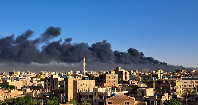 الاشتباكات تتجدد في السودان.. وتحليق للطيران