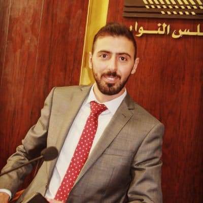رستم في عيد قوى الأمن : ألا يجب أن التهنئة بمنحهم حقوقهم المسلوبة؟!