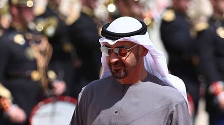 رئيس الإمارات ونظيره الصربي يبحثان في بلغراد علاقات التعاون