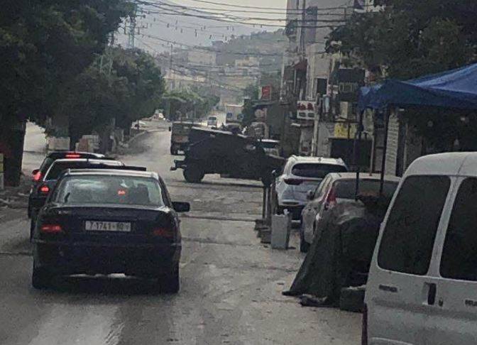 مصادر إسرائيلية: إصابة 4 مستوطنين في عملية إطلاق نار نحو مركبة إسرائيلية عند معبر الريحان قرب جنين
