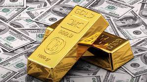 الذهب يتراجع مع ارتفاع الدولار