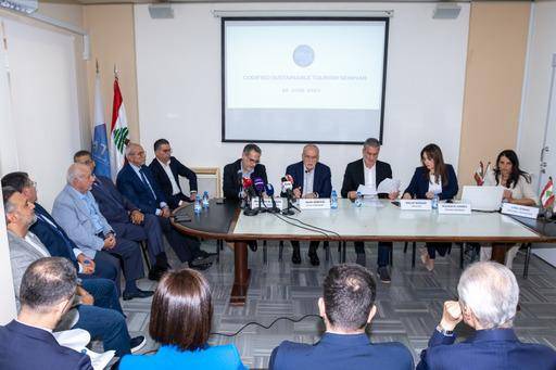 اجتماع المعنيين بحجوزات الطيران: لإتخاذ إجراءات لمنع الغش في سوق بيع البطاقات