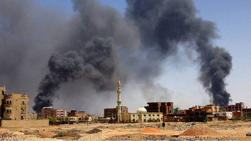 السودان.. قصف مدفعي على مواقع الدعم السريع