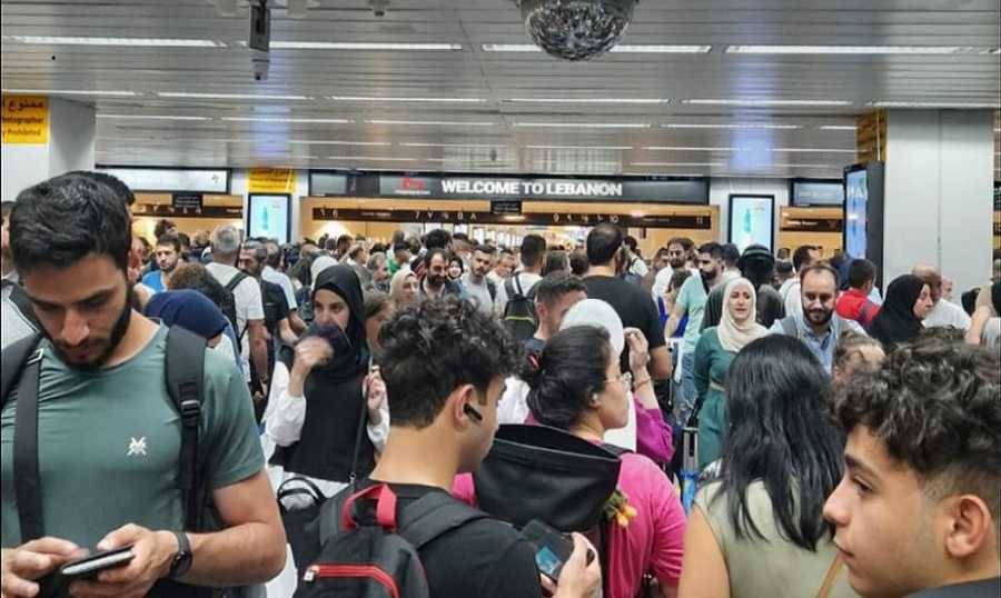 زحمة خانقة في المطار … ومعاملات متوقفة!
