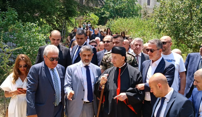 الراعي يطلق برنامج الحج الديني... نصار: غنى لبنان في السياحة الدينية