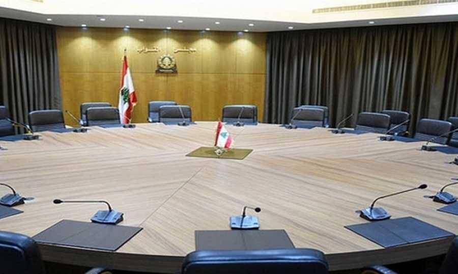 مساعٍ لعقد طاولة حوار خارج لبنان!
