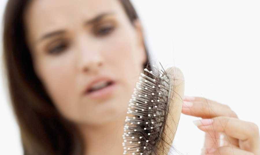 5 أسباب قد تؤدي إلى تساقط الشعر