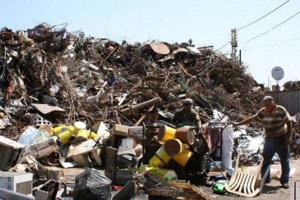 صيدا.. انفجار قذيفة قديمة العهد في 
بورة لجمع الخردة ولا اصابات