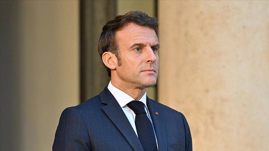 أ ف ب: ماكرون يغادر قمة الاتحاد الأوروبي في بروكسل ويعود إلى فرنسا وسط الاحتجاجات التي تشهدها البلاد