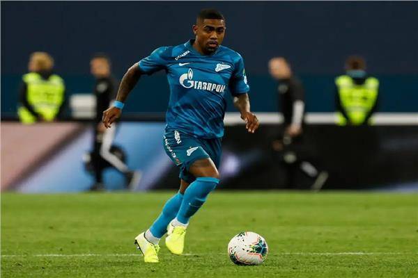 رئيس زينت يعلن انتقال مالكوم إلى الهلال