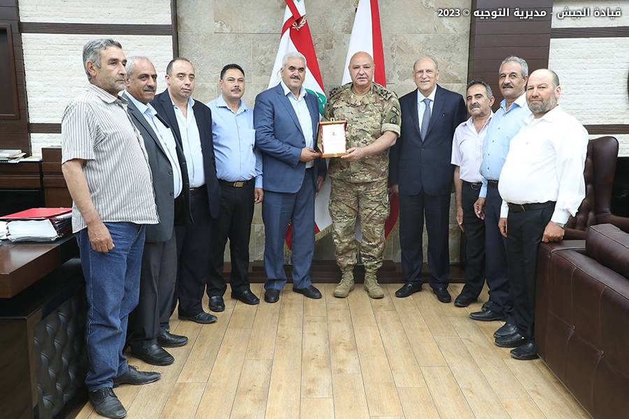 استقبالات قائد الجيش