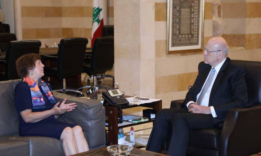 فرونتسكا من السراي: دول مجلس الأمن تحب أن يتقدّم لبنان ‏بالاصلاحات وينتخب رئيساً
