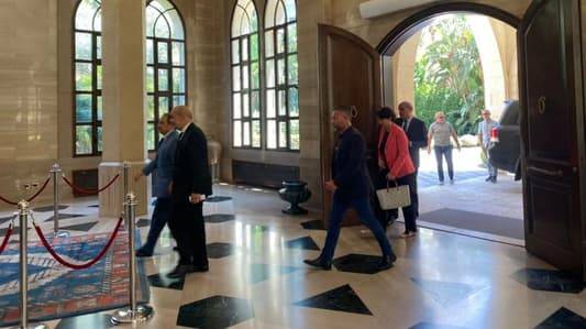 لودريان يُغادر عين التينة من دون الإدلاء بأي تصريح