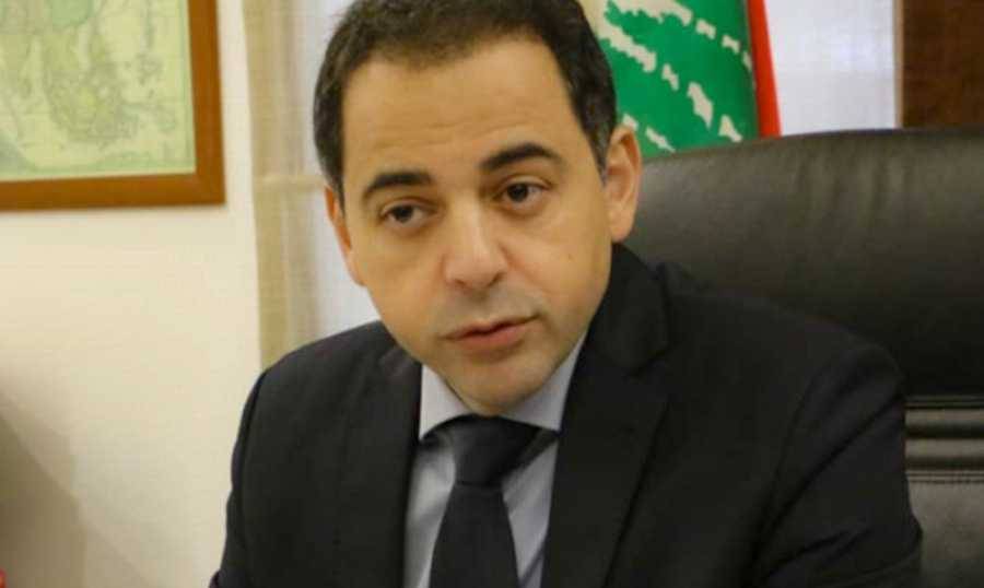 مؤتمر صحافي لمنصوري الاثنين