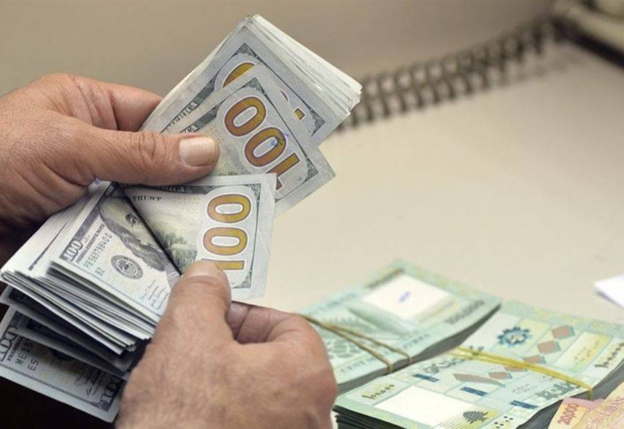 تراجع طفيف بدولار السوق السوداء ‏