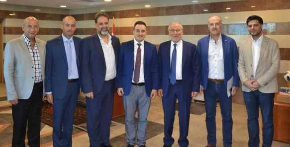 الواقع التربوي بين الحاج والحلبي