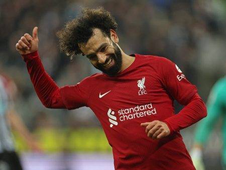 أسطورة ليفربول: صلاح تخلص من 