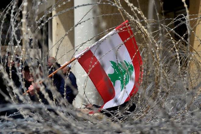 الأزمة المالية مُستعصية... وماذا في الرسائل الخليجيّة؟