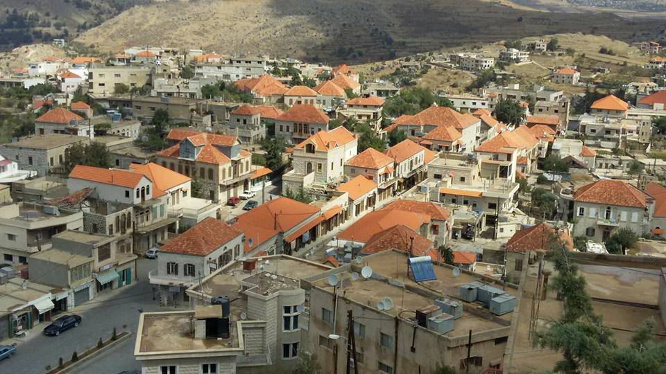 وقفة احتجاج لاهالي راشيا الفخار استنكارا للاعتداءات على البلدة