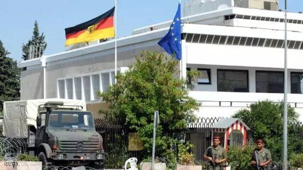 السفارة الالمانية: المانيا حالياً لا تطلب من مواطنيها المغادرة