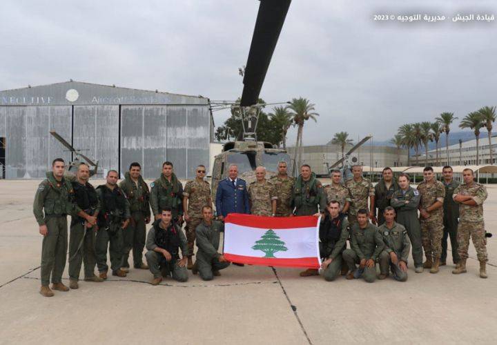 عودة طوافتين بعد إنجاز مهمة مؤازرة السلطات القبرصية في إطفاء حرائق