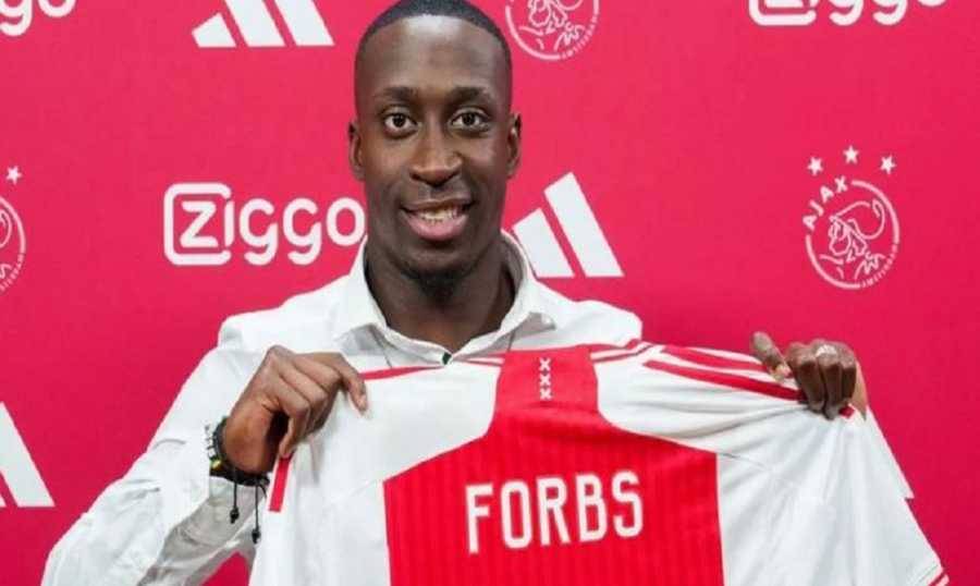 بورخيس يغادر مانشستر سيتي إلى أياكس.. وهذه قيمة العقد