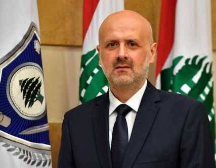 مولوي يتصل بقائد الجيش معزياً بالضابطين الشهيدين