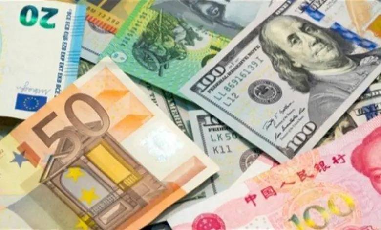 بنك ياباني يحذّر من انهيار عملات 4 دول.. من هي؟