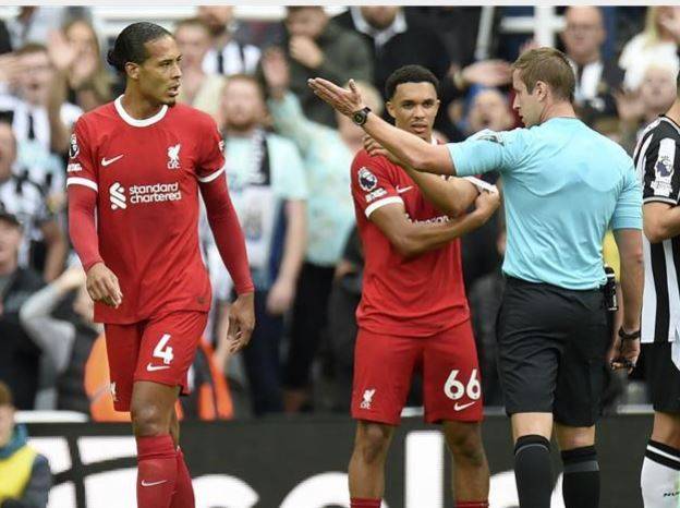 بعد طرده أمام نيوكاسل.. 