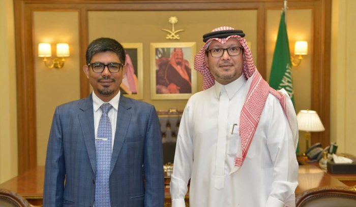 بخاري يلتقي نظيره الهندي.. هذا ما تم بحثه