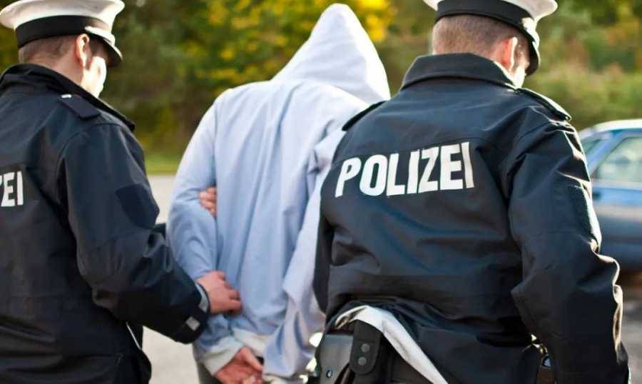 إعتقال سوريين في ألمانيا