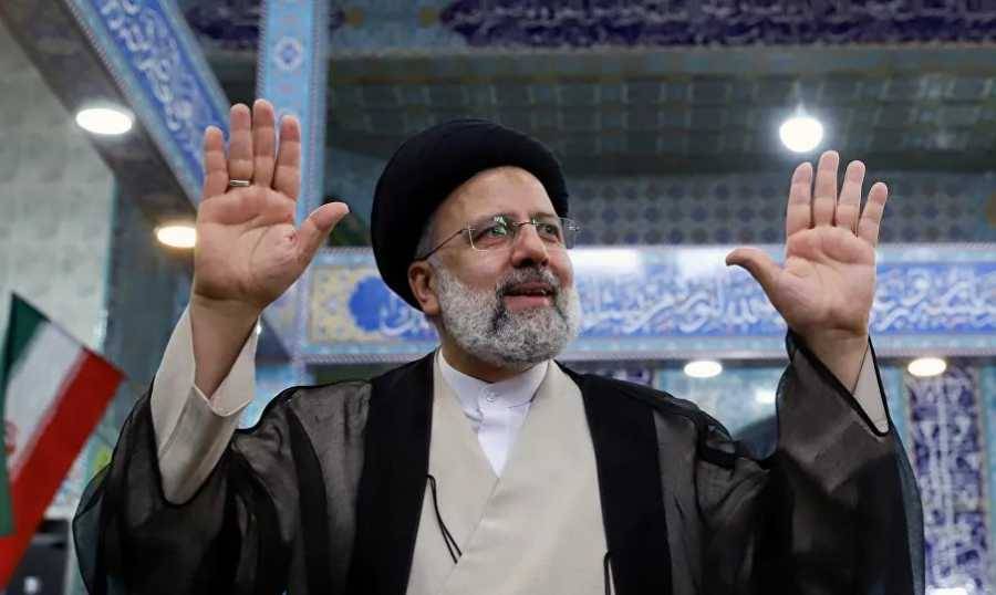 رئيسي: الأميركيون الخمسة المحتجزون لدى ايران 
