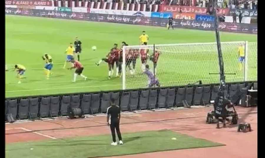 ركلة رونالدو 