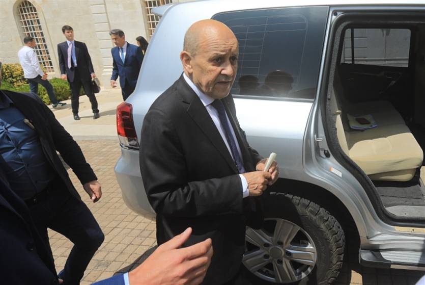 لا موعد محدّد لعودة لودريان.. والوساطات في الدوامة!
