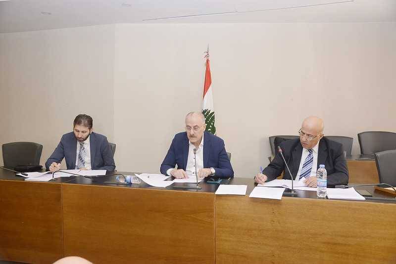 عبد الله: لعدم التهاون في موضوع تفلت سوق الدواء
