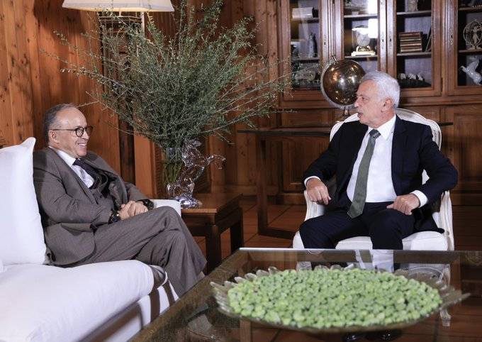 فرنجيه عرض لآخر التطورات مع سفيري مصر والجزائر