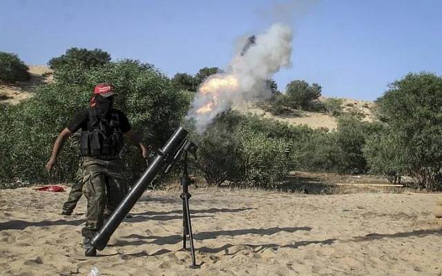 قذائف مورتر (هاون) تستهدف قاعدة زيكيم العسكرية الإسرائيلية