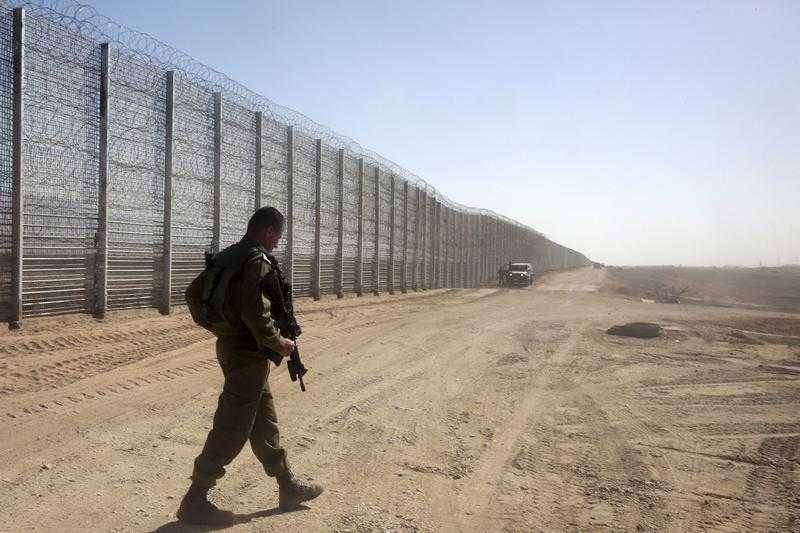 إسرائيل تعلن سيطرتها على السياج الحدودي مع غزة