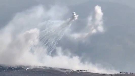 حريق في المطلّة والجيش الاسرائيلي يقصف بالفوسفور