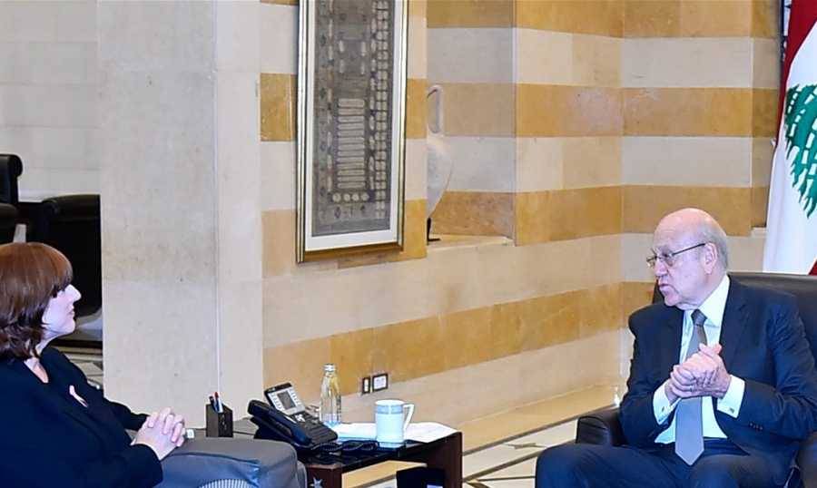 تطورات لبنان وغزة بين ميقاتي والسفيرة الكندية